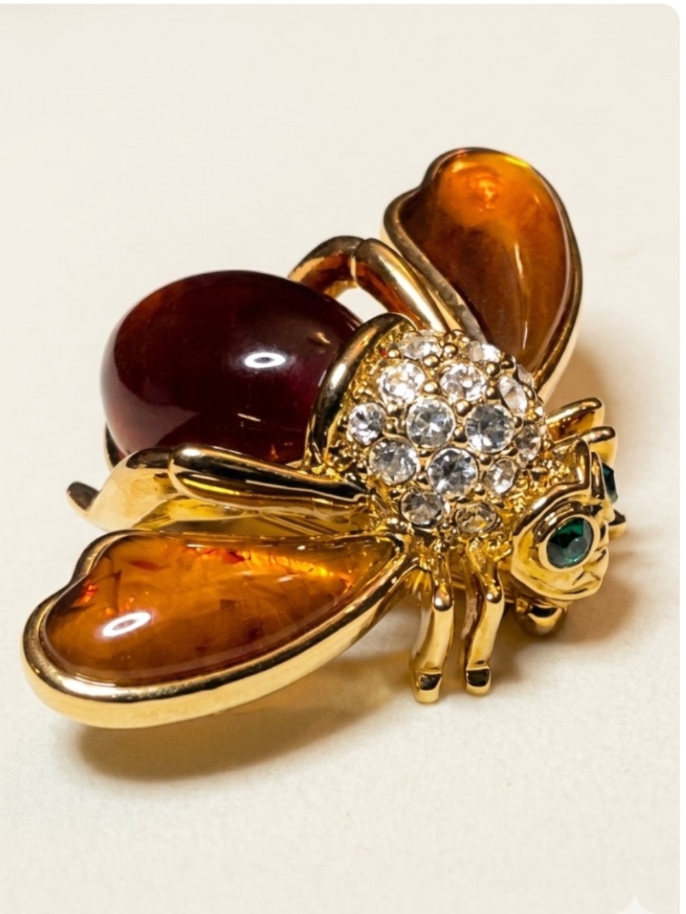 🐝 Joan Rivers Vintage Honey Bee Brooch Pin with Swarovski Crystals